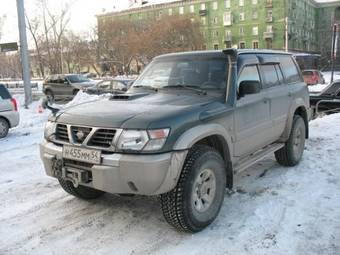 2001 Nissan Patrol Pictures