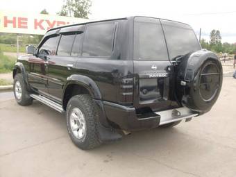 2001 Nissan Patrol Images