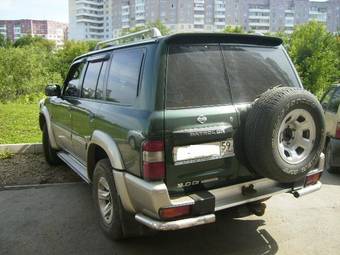 2001 Nissan Patrol Pictures