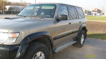 2001 Nissan Patrol Pics