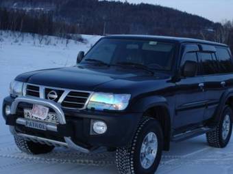 2002 Nissan Patrol Pictures