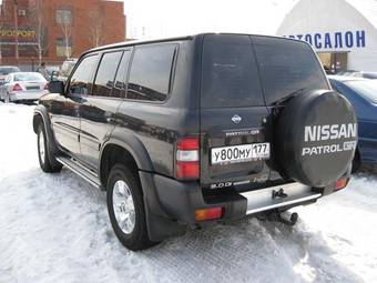 2002 Nissan Patrol Pictures