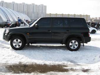 2002 Nissan Patrol Pics