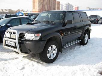 2002 Nissan Patrol Pictures