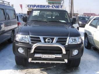 2002 Nissan Patrol Pictures