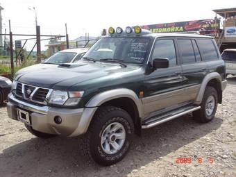 2002 Nissan Patrol Photos