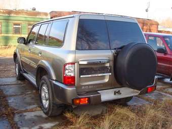 2003 Nissan Patrol Images