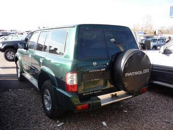 2003 Nissan Patrol Photos