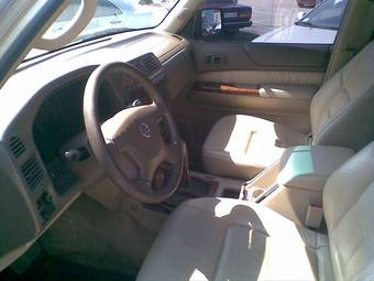 2003 Nissan Patrol Pictures