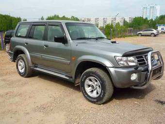 2003 Nissan Patrol Pics