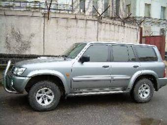 2003 Nissan Patrol Pictures