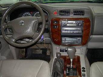 2003 Nissan Patrol Pics