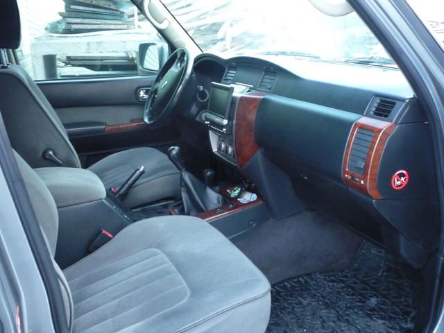 2004 Nissan Patrol