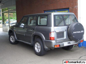 2004 Nissan Patrol Pictures