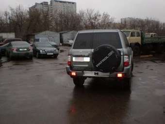 2004 Nissan Patrol Photos