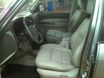 2004 Nissan Patrol Pictures