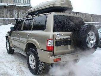 2004 Nissan Patrol Photos