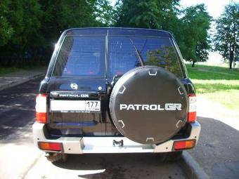 2004 Nissan Patrol Pictures