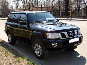 2004 Nissan Patrol Wallpapers