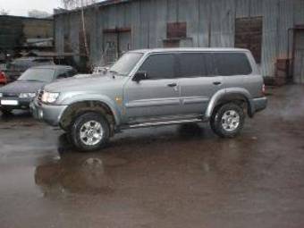 2004 Nissan Patrol Pictures