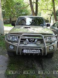 2004 Nissan Patrol Pictures