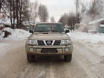 2004 Nissan Patrol Photos