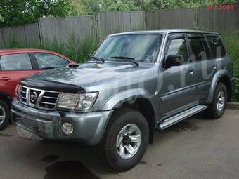 2004 Nissan Patrol Photos