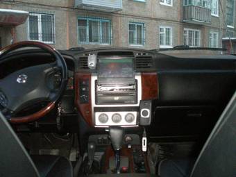 2005 Nissan Patrol Photos