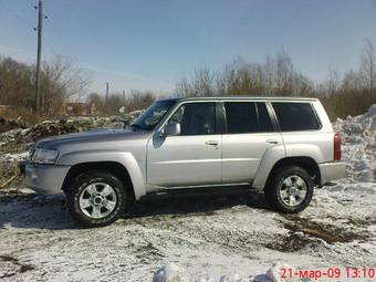 2005 Nissan Patrol Pictures