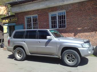 2005 Nissan Patrol Photos