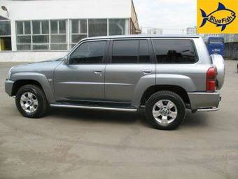 2005 Nissan Patrol Pictures