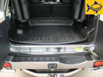 2005 Nissan Patrol Photos