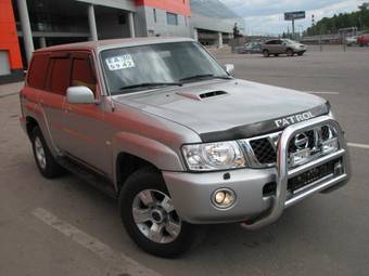 2005 Nissan Patrol Photos