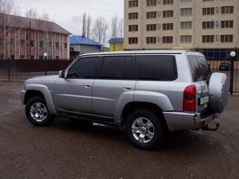 2005 Nissan Patrol Pictures