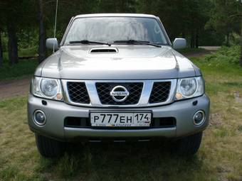 2005 Nissan Patrol Photos