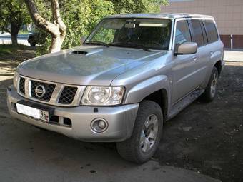 2005 Nissan Patrol Photos