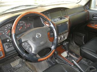 2005 Nissan Patrol Photos