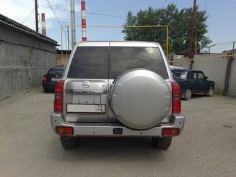 2005 Nissan Patrol Pictures