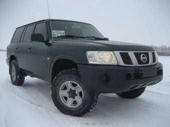 2005 Nissan Patrol Photos