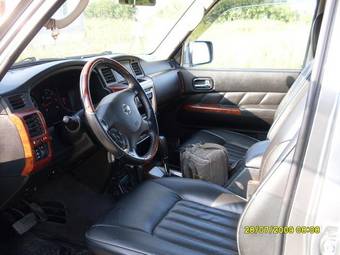 2006 Nissan Patrol Photos