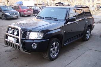 2006 Nissan Patrol Photos