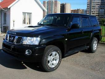 2007 Nissan Patrol Photos