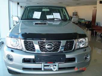 2008 Nissan Patrol Photos