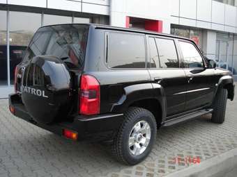 2008 Nissan Patrol Photos