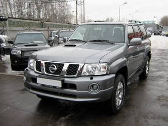 2008 Nissan Patrol Photos