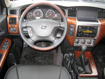 2008 Nissan Patrol Pictures