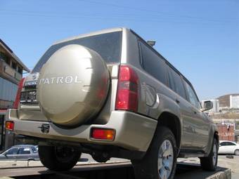 2008 Nissan Patrol Photos