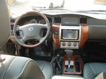 2008 Nissan Patrol Pictures