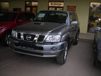 2008 Nissan Patrol Pictures