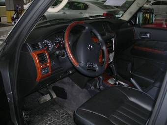 2008 Nissan Patrol Photos